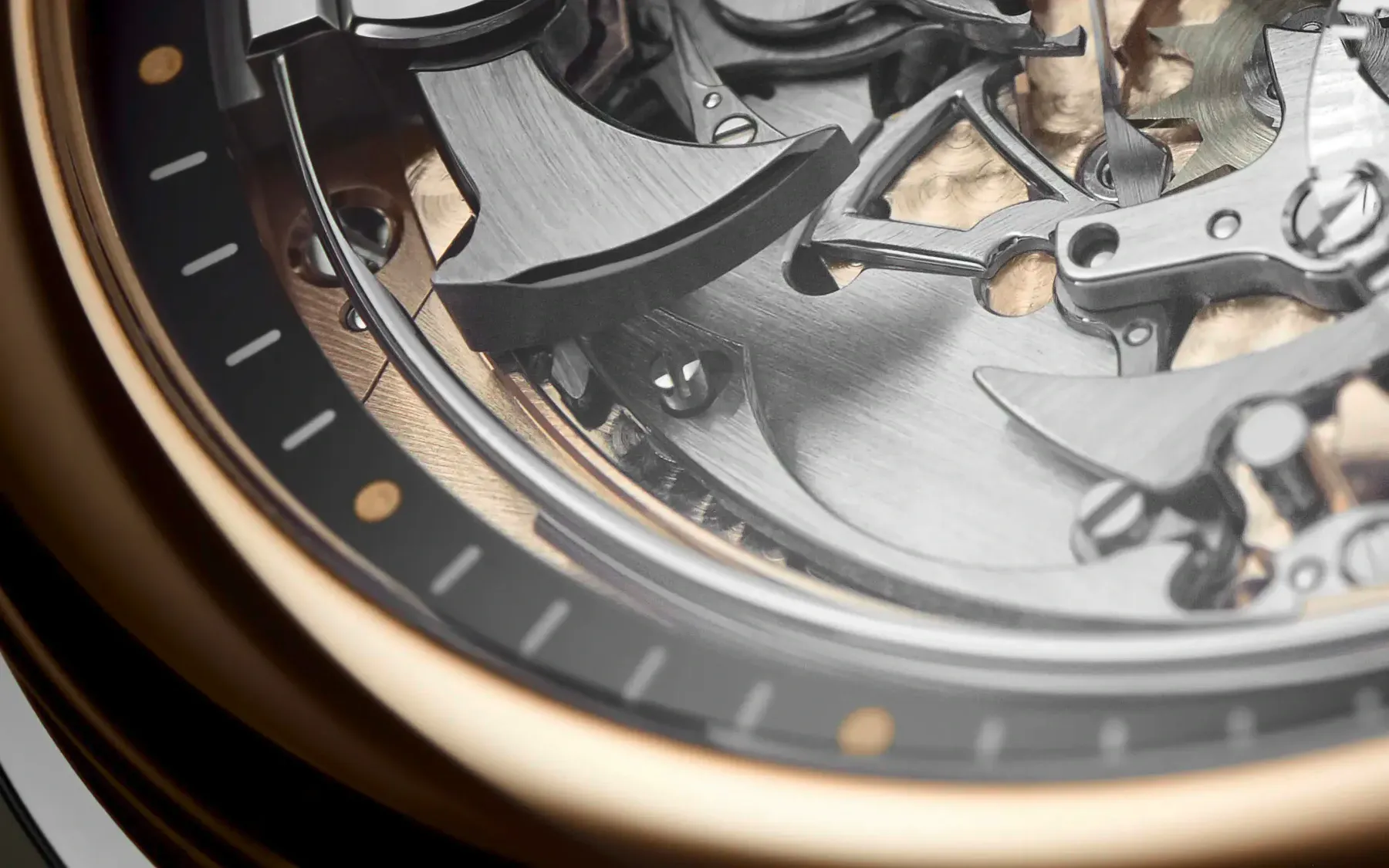A Patek Philippe percütő két kalapácsa